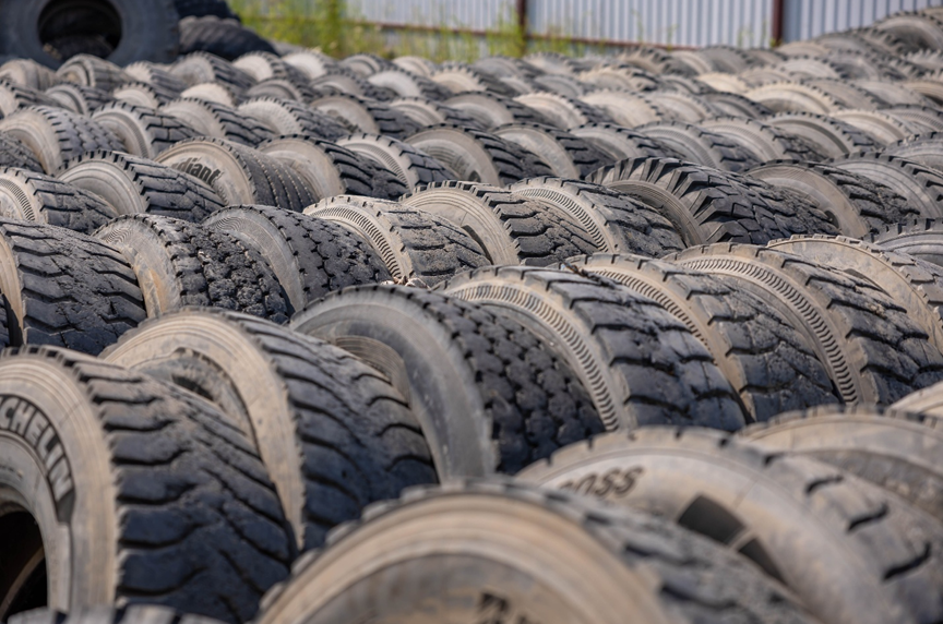 CEAT Crossdrive AT